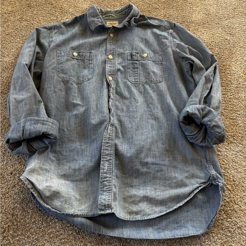 Vintage GAP Men’s  Chambray Shirt Medium